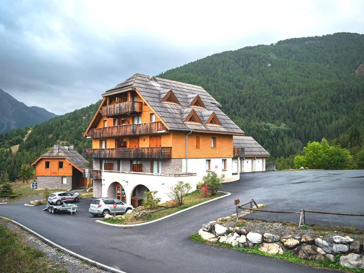Studio 4 Pers. Avec Balcon, Residence Les Chalets De Praroustan, Pra Loup 1500 - Fr-1-504-367 Uvernet-Fours 0*,  France