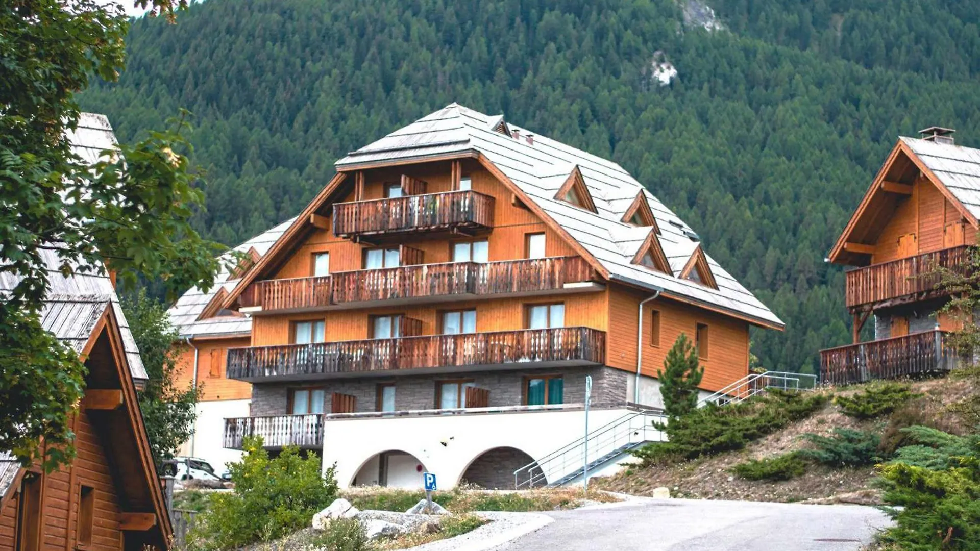 Apartment Studio 4 Pers. Avec Balcon, Residence Les Chalets De Praroustan, Pra Loup 1500 - Fr-1-504-367 Uvernet-Fours